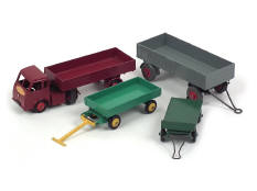 DINKY TOYS (GB) (4)