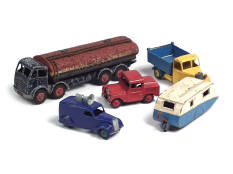DINKY TOYS (GB) (5)