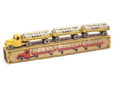 TOOTSIETOY (USA) (1)