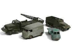 DINKY TOYS (FRANCE) (4)