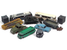 DINKY TOYS (FRANCE) (8)