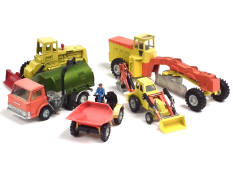 DINKY TOYS (GB) (5)