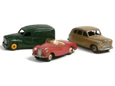 DINKY TOYS (GB) (3)