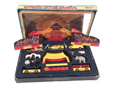 CORGI TOYS (GB) (1)