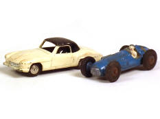 DINKY TOYS (FRANCE) (2)
