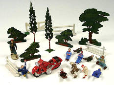 FIGURINES DIVERS (1)