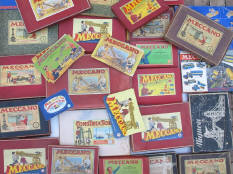 MECCANO (1)