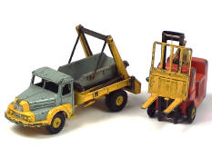 DINKY TOYS (FRANCE) (2)