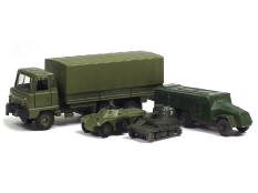 DINKY TOYS (GB) (4)