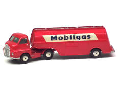 CORGI TOYS (GB) (1)