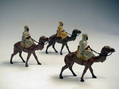 FIGURINES en étain soufflé (3)