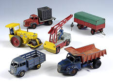 DINKY TOYS (FRANCE) (6)