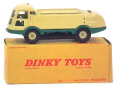 DINKY TOYS (FRANCE) (1)