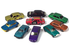 DINKY TOYS (9)