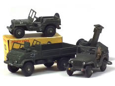 DINKY TOYS (FRANCE) (4)