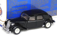 DINKY MATCHBOX (1)