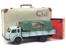 C.I.J. (FRANCE) (1)