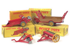 DINKY TOYS (GB) (4)
