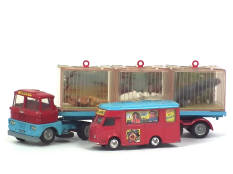 CORGI TOYS (GB) (2)