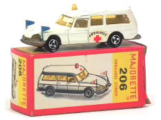 MAJORETTE (FRANCE) (1)