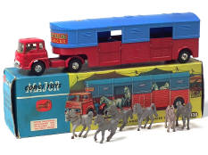 CORGI TOYS (GB) (1)