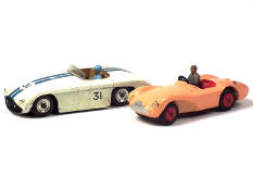 DINKY TOYS (GB) (2)