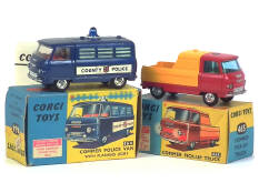 CORGI TOYS (GB) (2)