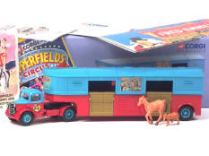 CORGI TOYS (GB) (1)