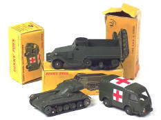 DINKY TOYS (FRANCE) (3)