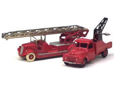DINKY TOYS (FRANCE) (2)