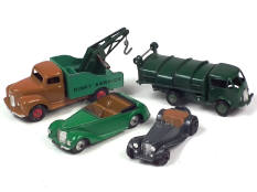 DINKY TOYS (GB) (4)