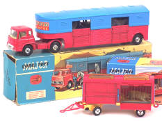 CORGI TOYS (GB) (2)