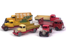 DINKY TOYS (6)