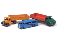 DINKY TOYS (GB) (3)