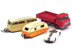 DINKY TOYS (4)