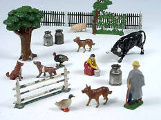 FIGURINES en plomb creux (1)