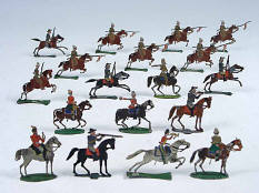 FIGURINES DIVERS (1)