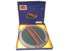 HORNBY 'HO' (1)