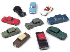 DINKY TOYS (10)