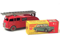 DINKY TOYS (GB) (2)