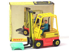 DINKY TOYS (GB) (1)