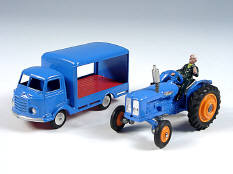 CORGI TOYS (GB) (2)