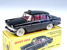DINKY TOYS FRANCE (1)
