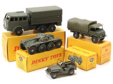DINKY TOYS (FRANCE) (4)