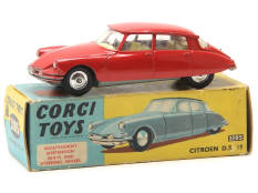 CORGI TOYS (GB) (1)