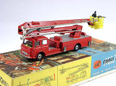 CORGI TOYS (GB) (1)
