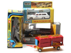 CORGI TOYS & MATCHBOX (2)