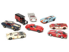DINKY TOYS (8)