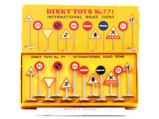 DINKY TOYS (GB) (1)