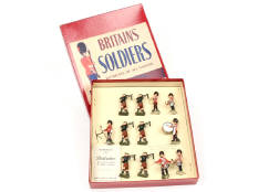 BRITAINS (GB) (1)